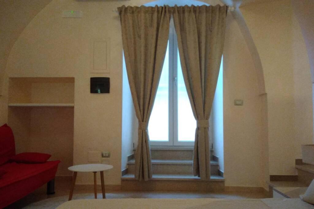 Domus Elegans In Centro Manfredonia Exterior foto