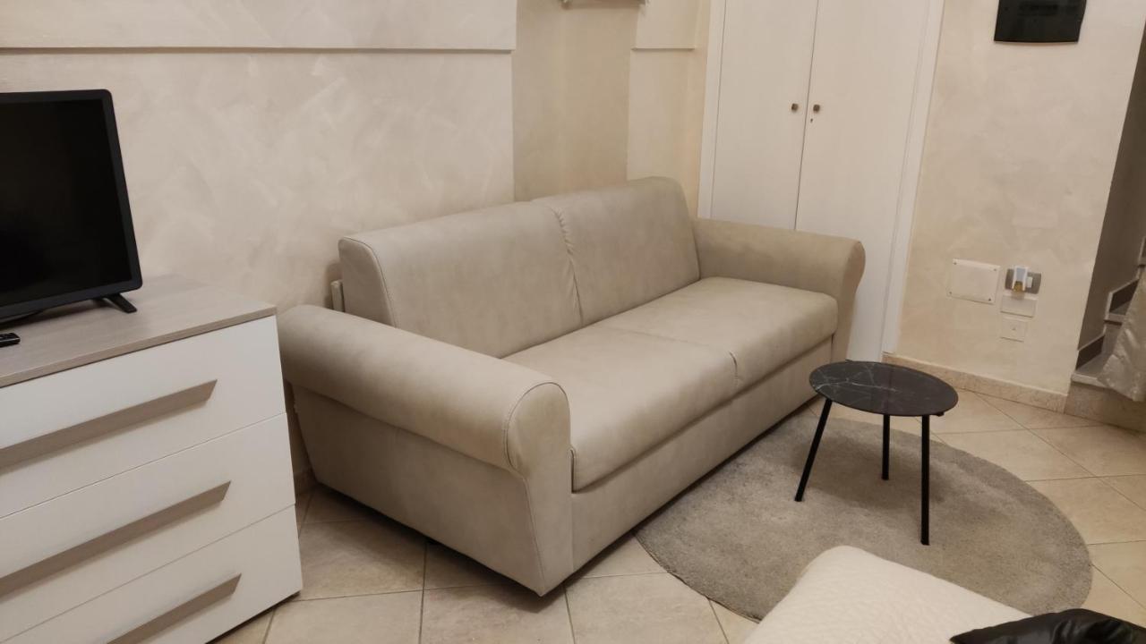 Domus Elegans In Centro Manfredonia Exterior foto