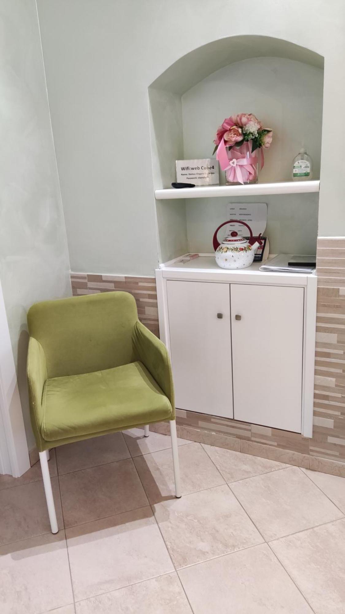 Domus Elegans In Centro Manfredonia Exterior foto