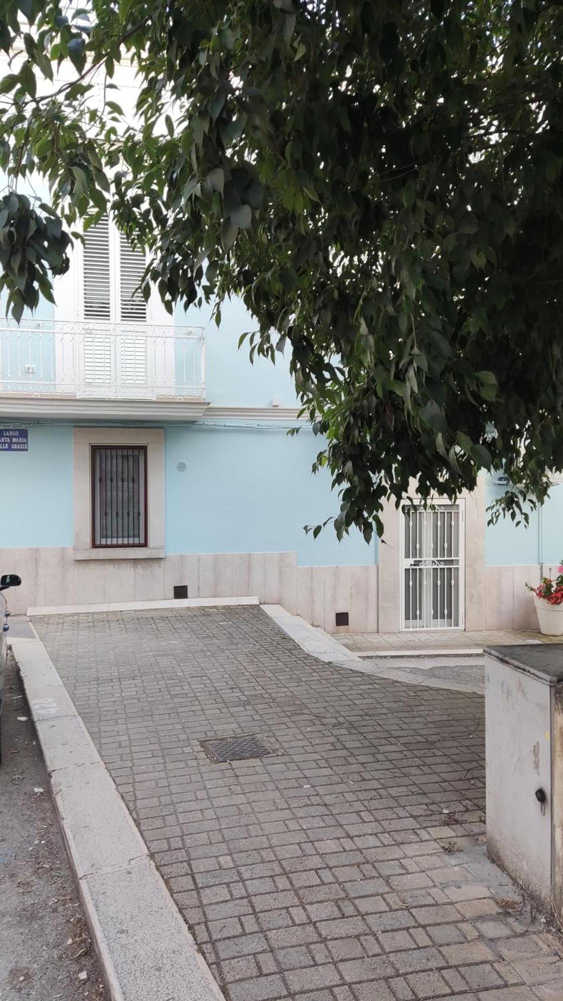 Domus Elegans In Centro Manfredonia Exterior foto